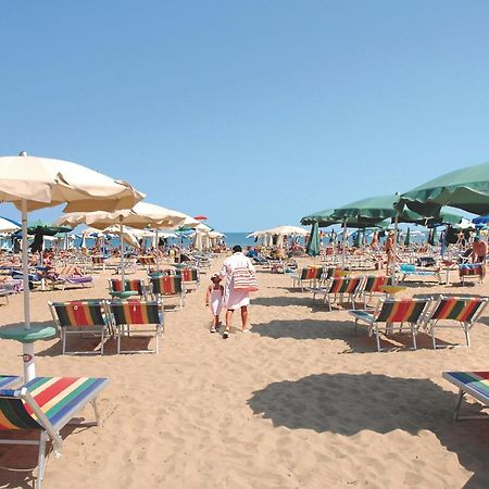 Hotel Elvia Lignano Sabbiadoro Zewnętrze zdjęcie