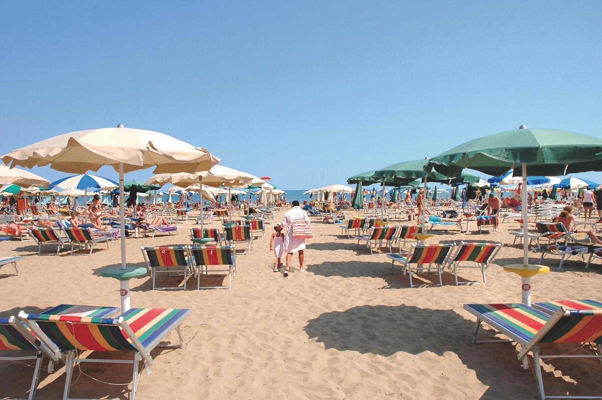 Hotel Elvia Lignano Sabbiadoro Zewnętrze zdjęcie